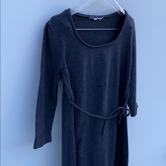 Gray mid sleeve Dress - Picture 2 of 6